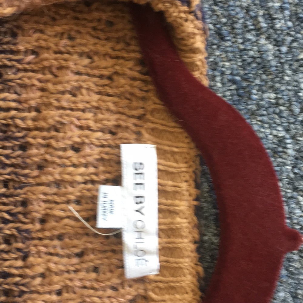 Sweater - Picture 3 of 3